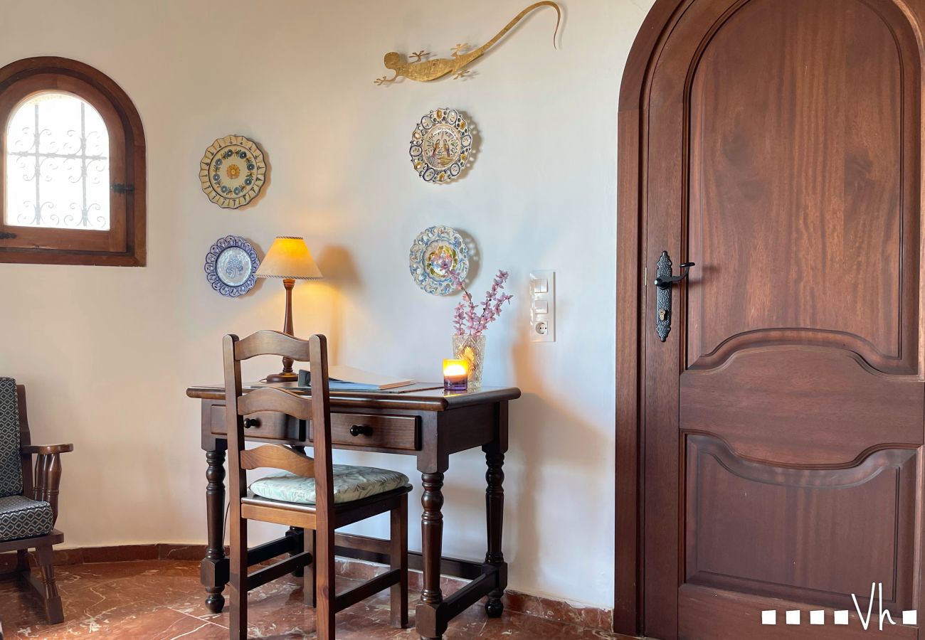 Villa in Benissa - RULLE - Villa for 6 people with spectacular sea views 