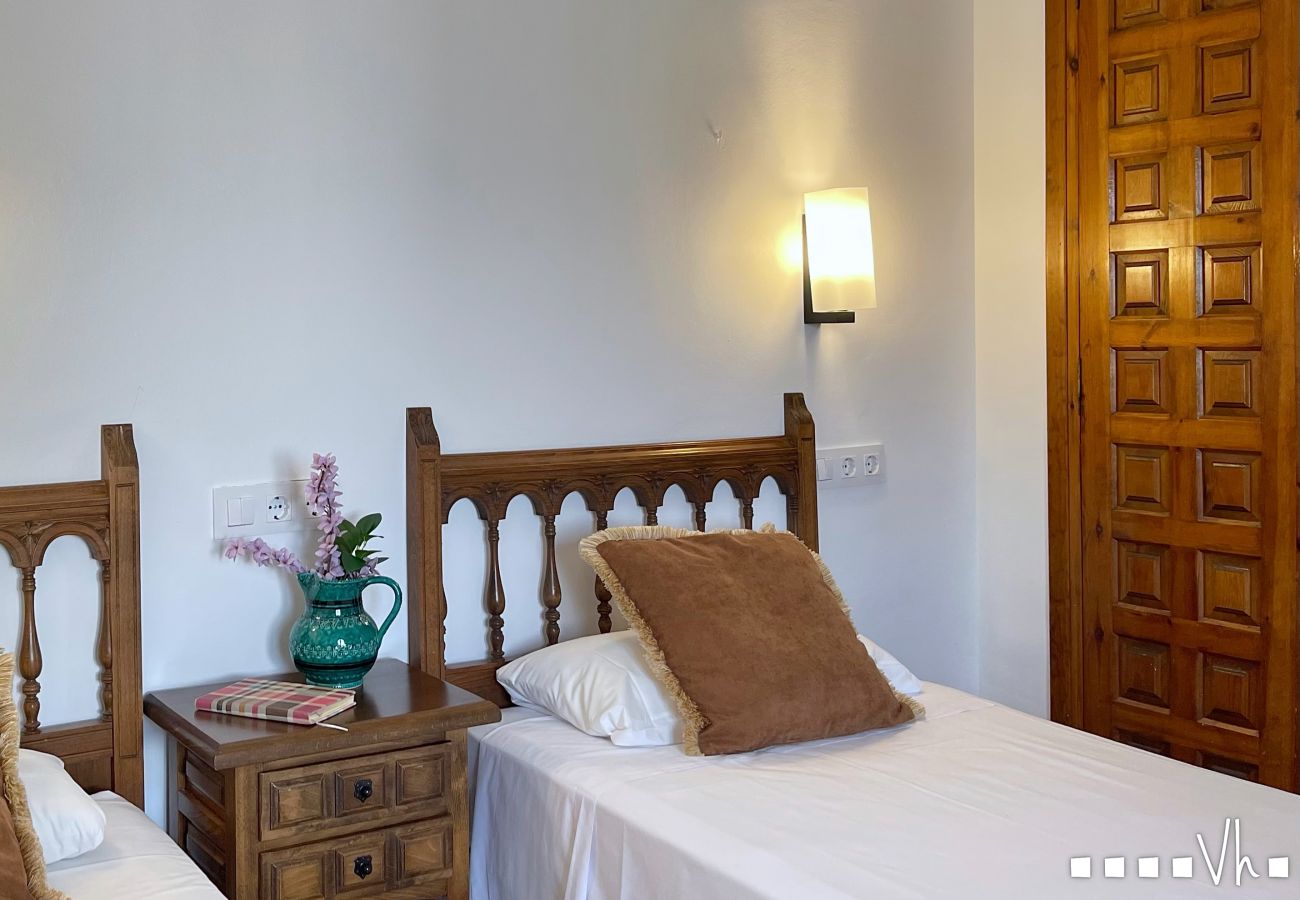 Villa in Benissa - RULLE - Villa for 6 people with spectacular sea views 
