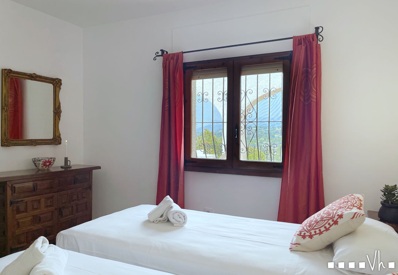 Villa in Benissa - RULLE - Villa for 6 people with spectacular sea views 