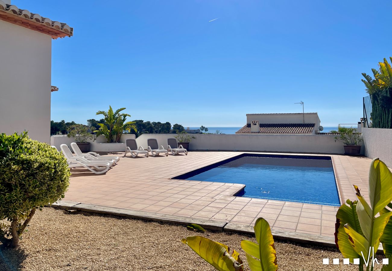 Villa in Benissa - Villa PINETS Benissa – Modern, private pool and sea views