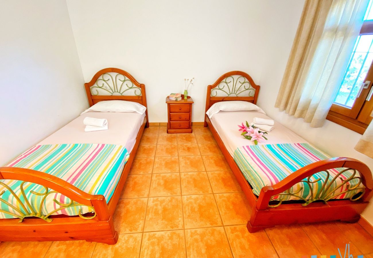 Villa in Moraira - TERRALUZ 8 - Wonderful family villa in Moraira.