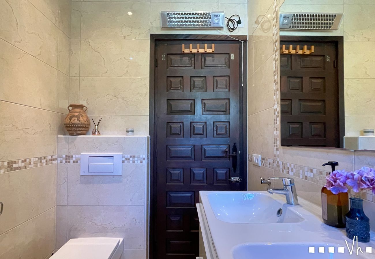 Villa in Moraira - Villa RODRIGANDA in Moraira – 3 bedrooms, private pool, 700 metres from El Portet beach, air conditioning and Wi-Fi