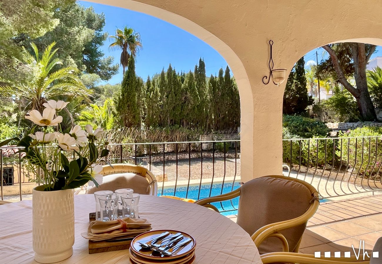 Villa in Moraira - Villa RODRIGANDA in Moraira – 3 bedrooms, private pool, 700 metres from El Portet beach, air conditioning and Wi-Fi