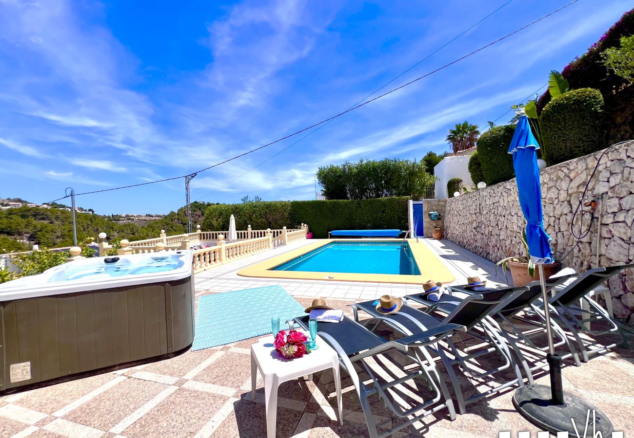 Villa in Benissa - LA JOYA - Charming villa for 6 persons with views and private pool 