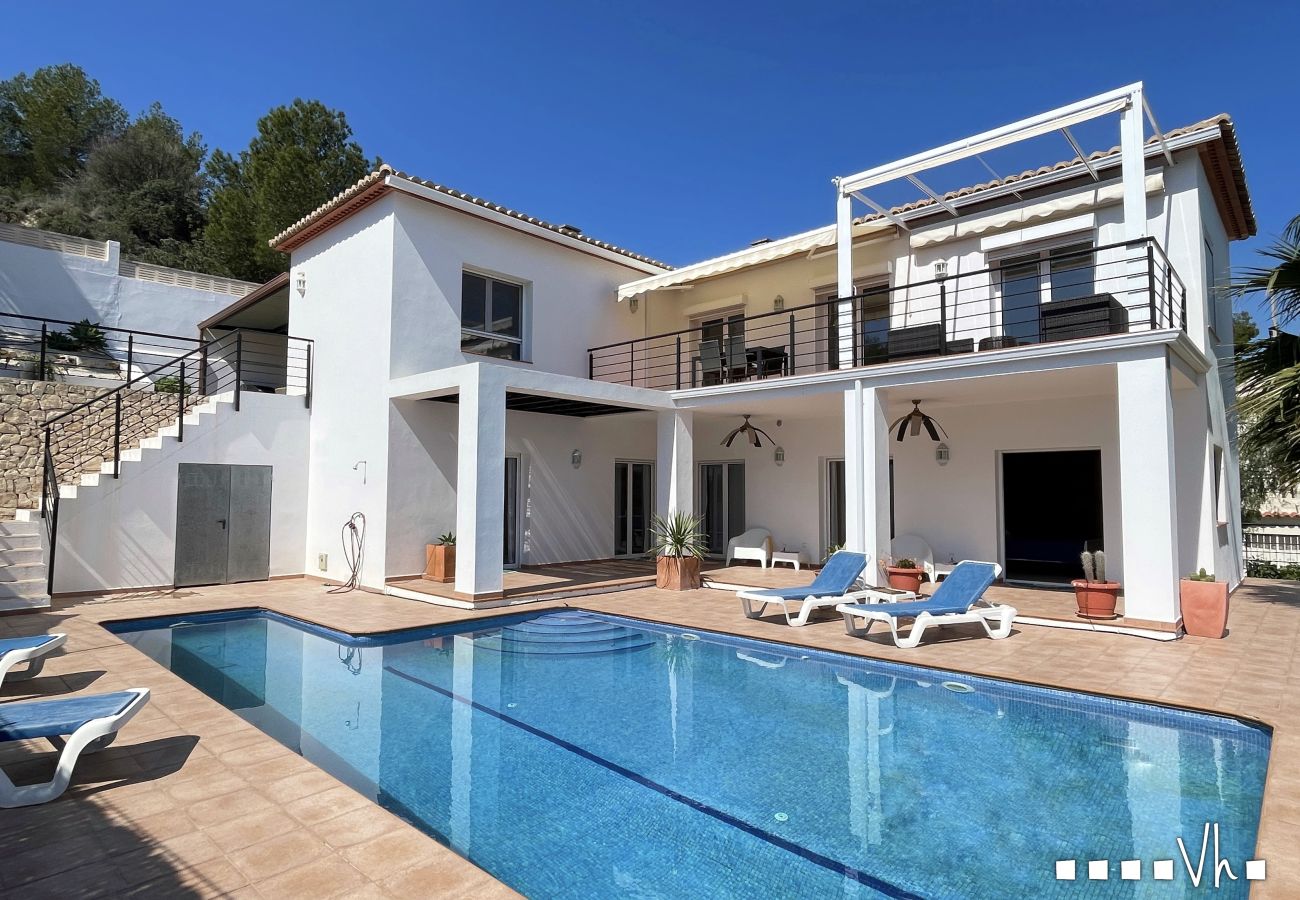 Villa in Benissa - Contemporary luxury villa in Benissa for 8 people · Private pool, air conditioning and panoramic views  · Dream House
