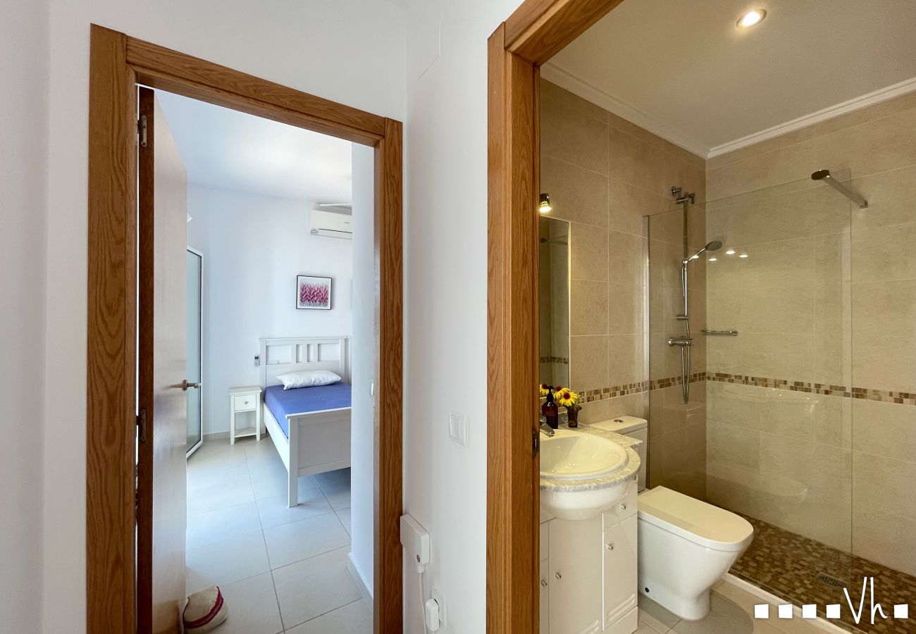 Villa in Benissa - Contemporary luxury villa in Benissa for 8 people · Private pool, air conditioning and panoramic views  · Dream House