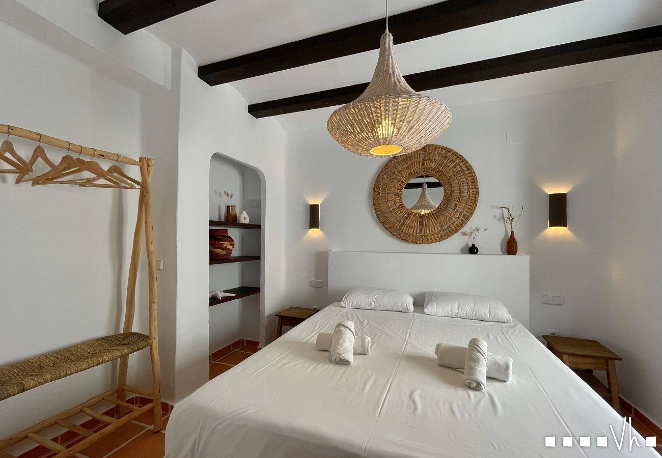 Apartment in Moraira - Apartamento del Puerto : Mediterranean essence in the heart of Moraira