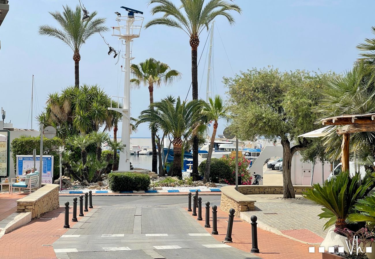 Apartment in Moraira - Apartamento del Puerto : Mediterranean essence in the heart of Moraira