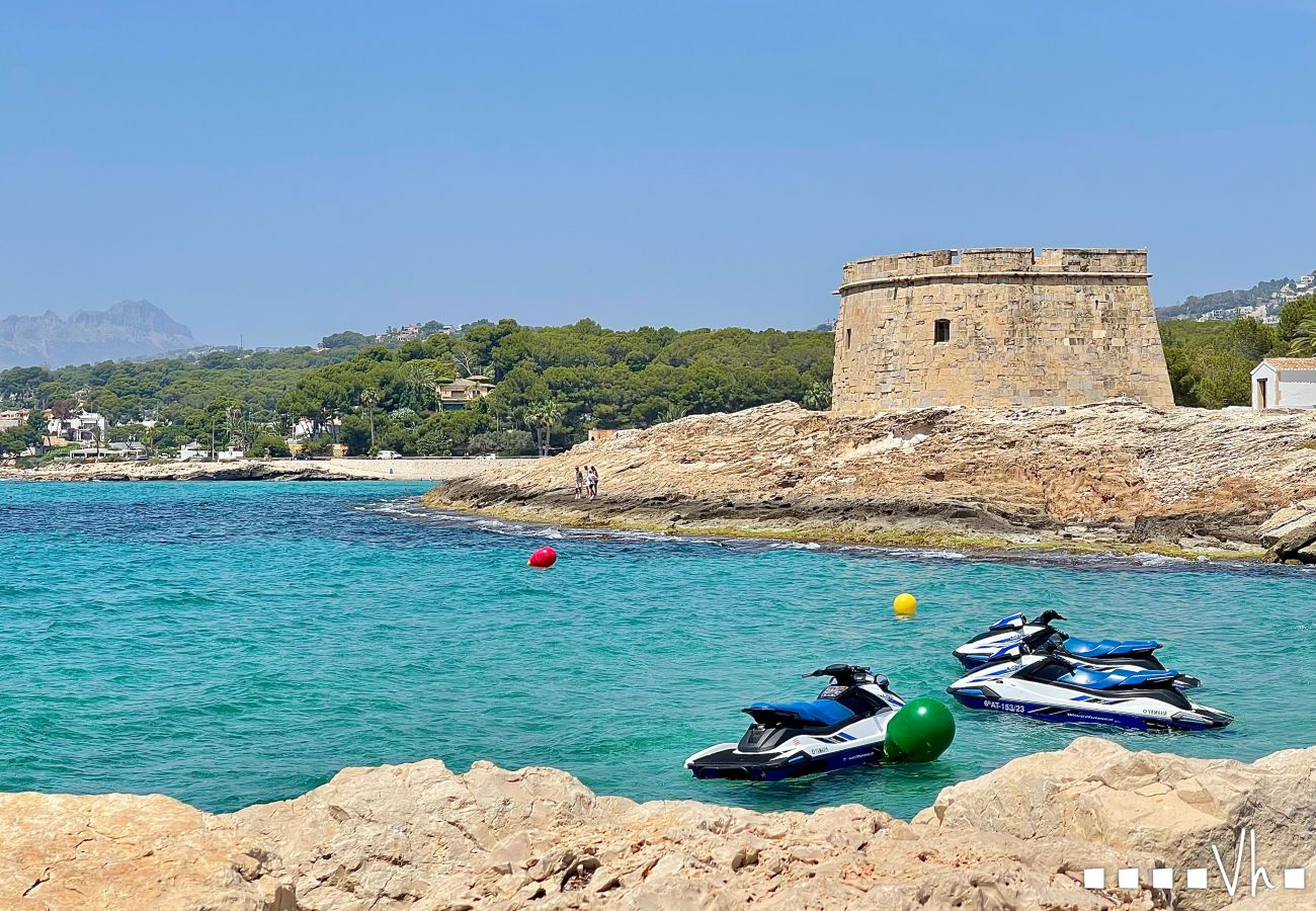 Apartment in Moraira - Apartamento del Puerto : Mediterranean essence in the heart of Moraira