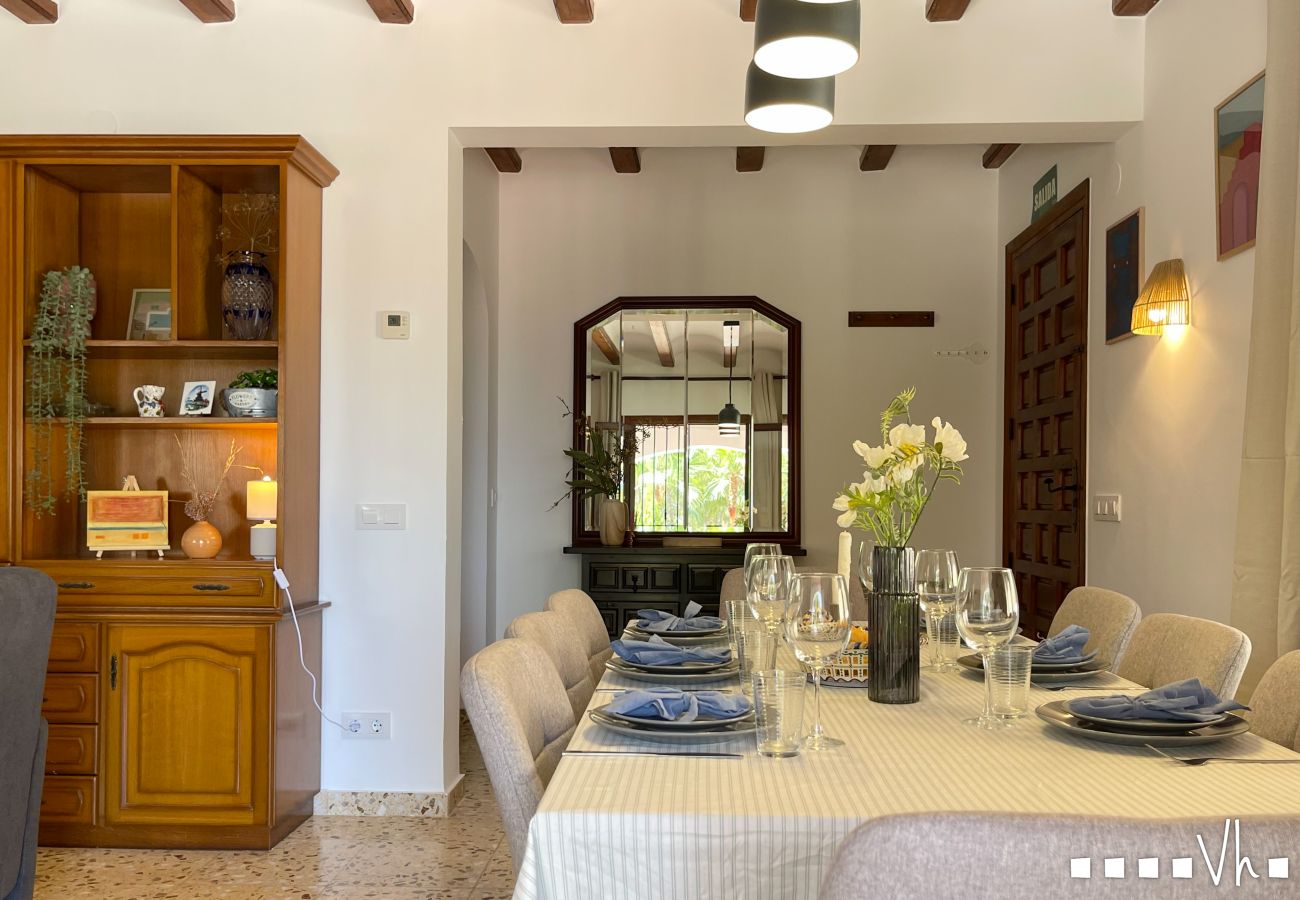 Villa in Moraira - EL RACONET -  villa just 700 metres from the sea.