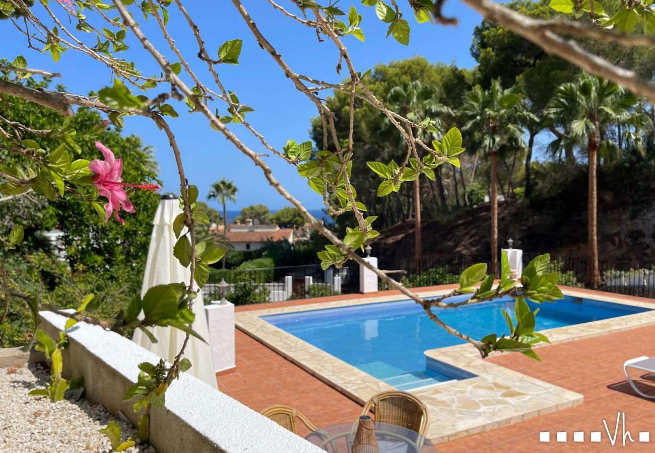 Villa in Moraira - EL RACONET -  villa just 700 metres from the sea.