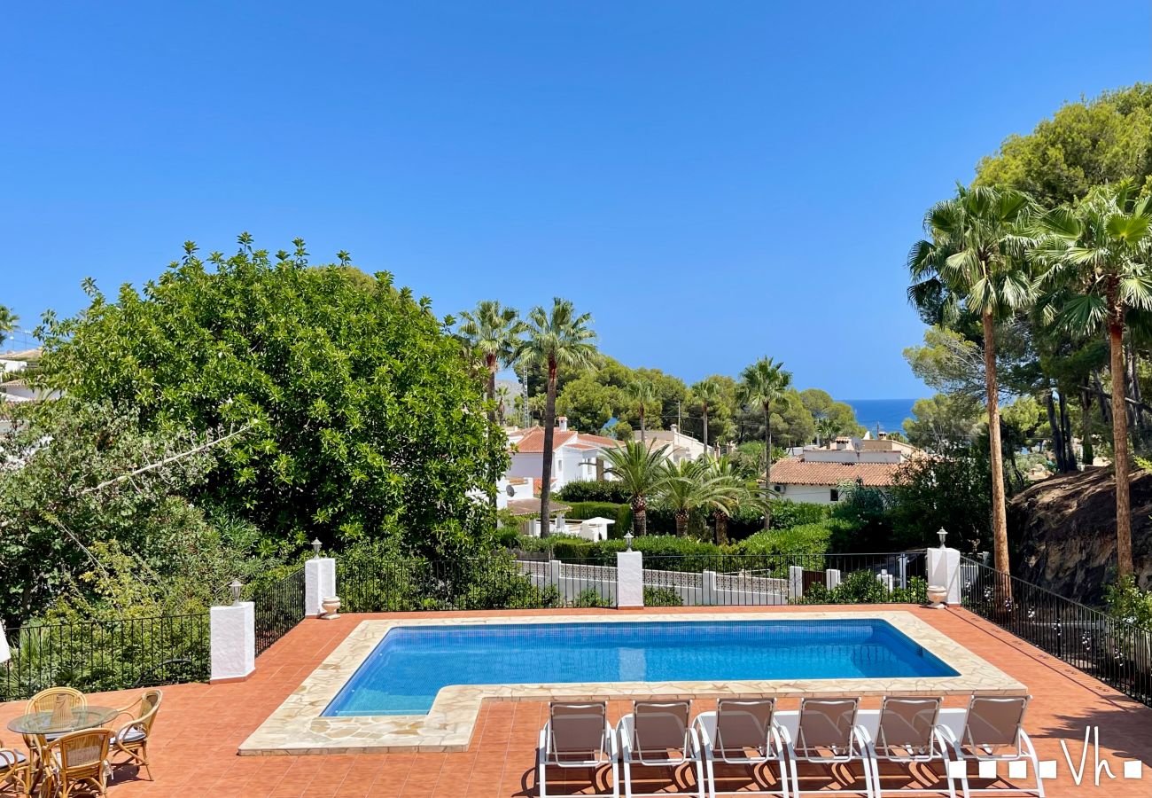 Villa in Moraira - EL RACONET -  villa just 700 metres from the sea.