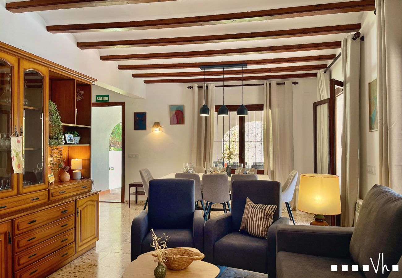 Villa in Moraira - EL RACONET -  villa just 700 metres from the sea.