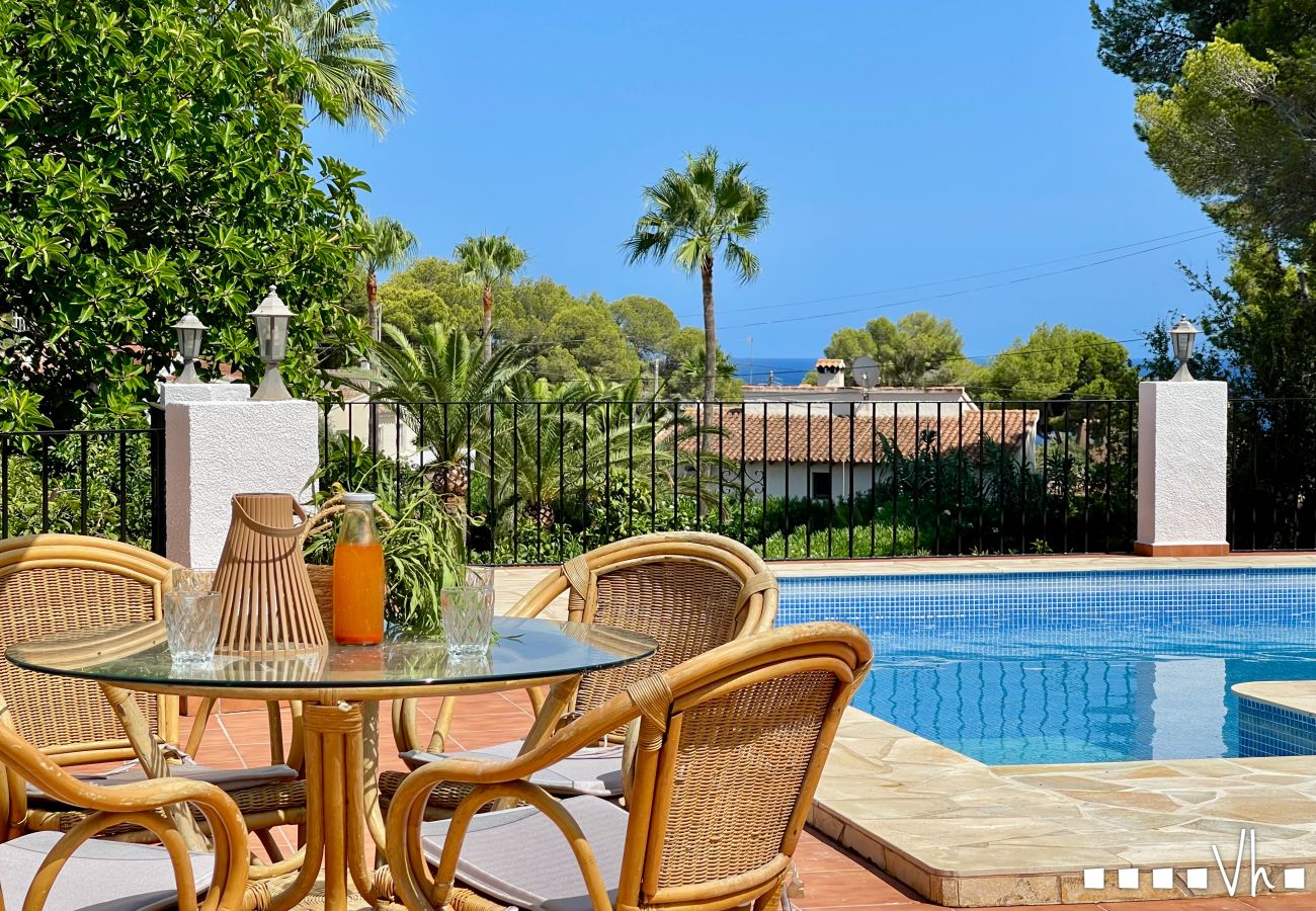 Villa in Moraira - EL RACONET -  villa just 700 metres from the sea.