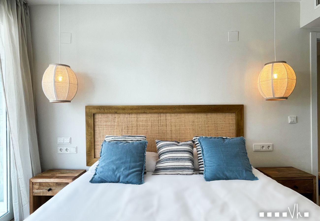 Apartment in Moraira - Luxury Holiday Apartment for 4 in Moraira Centre - THE MORAIRA COLLECTION 1