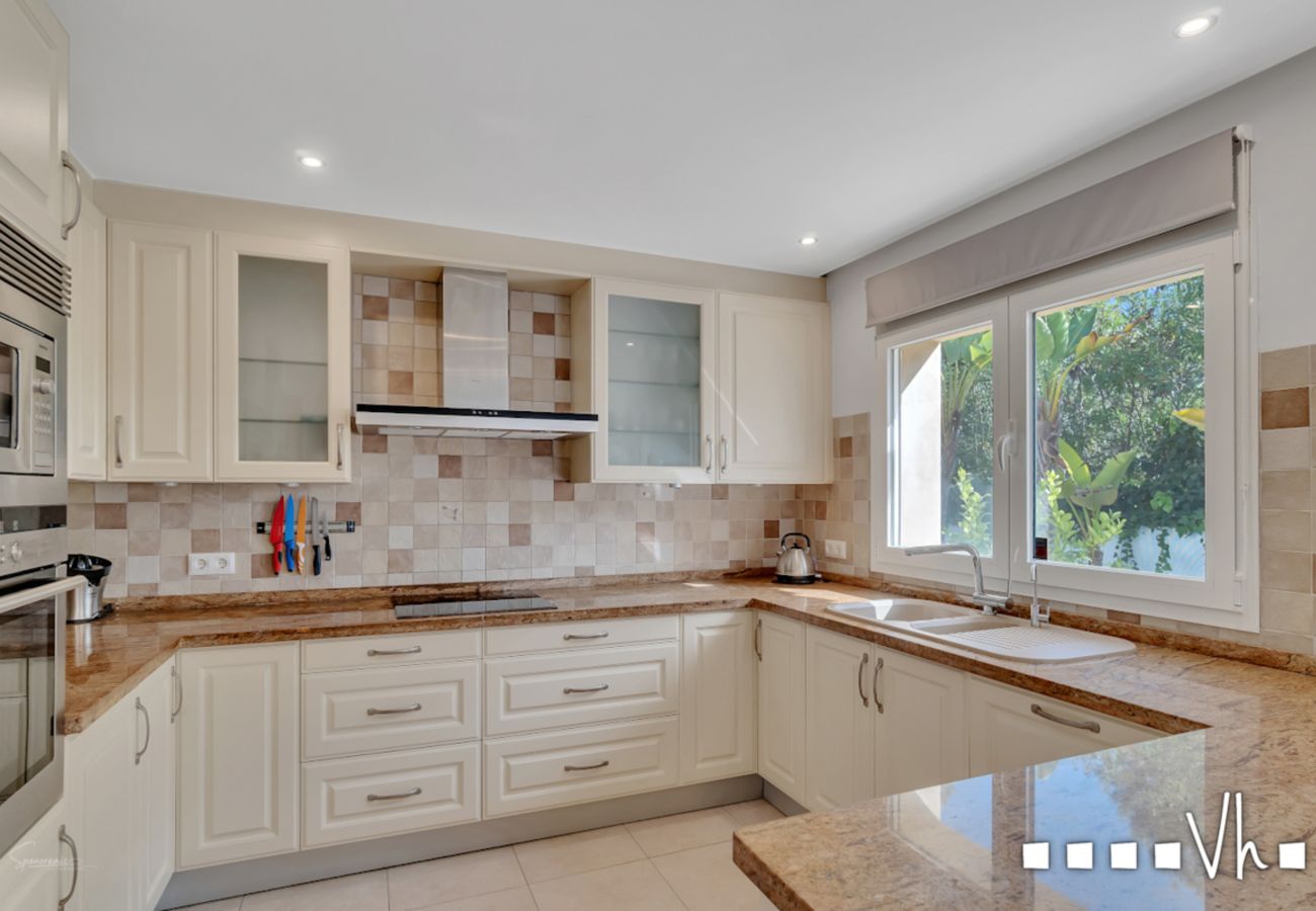 Villa in Moraira - Villa with private pool for 8 people – CASA SUSAN