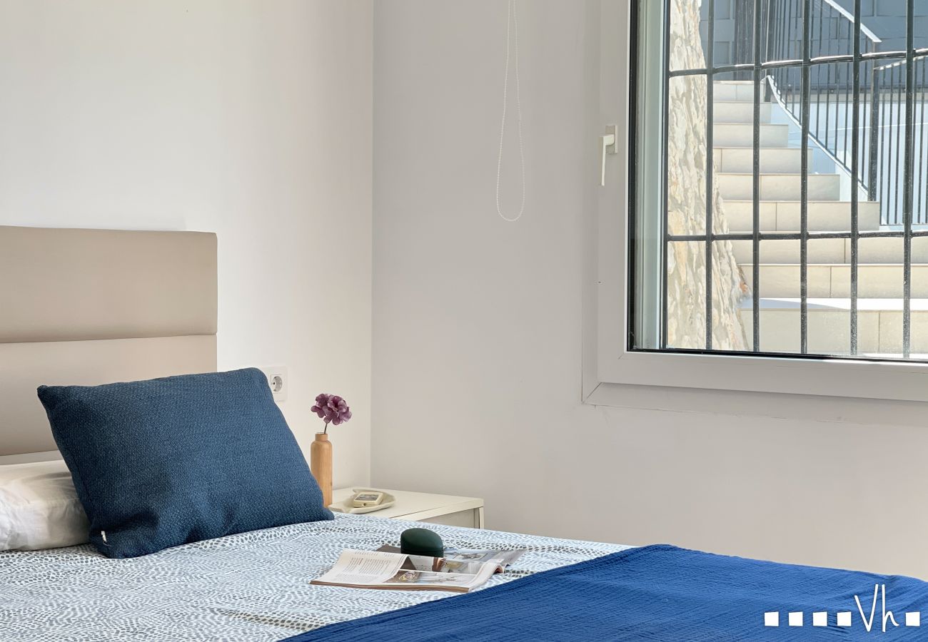 Villa in Teulada - Elegant Villa in Moraira for 6 · Private Pool Close to Town – ALMARE