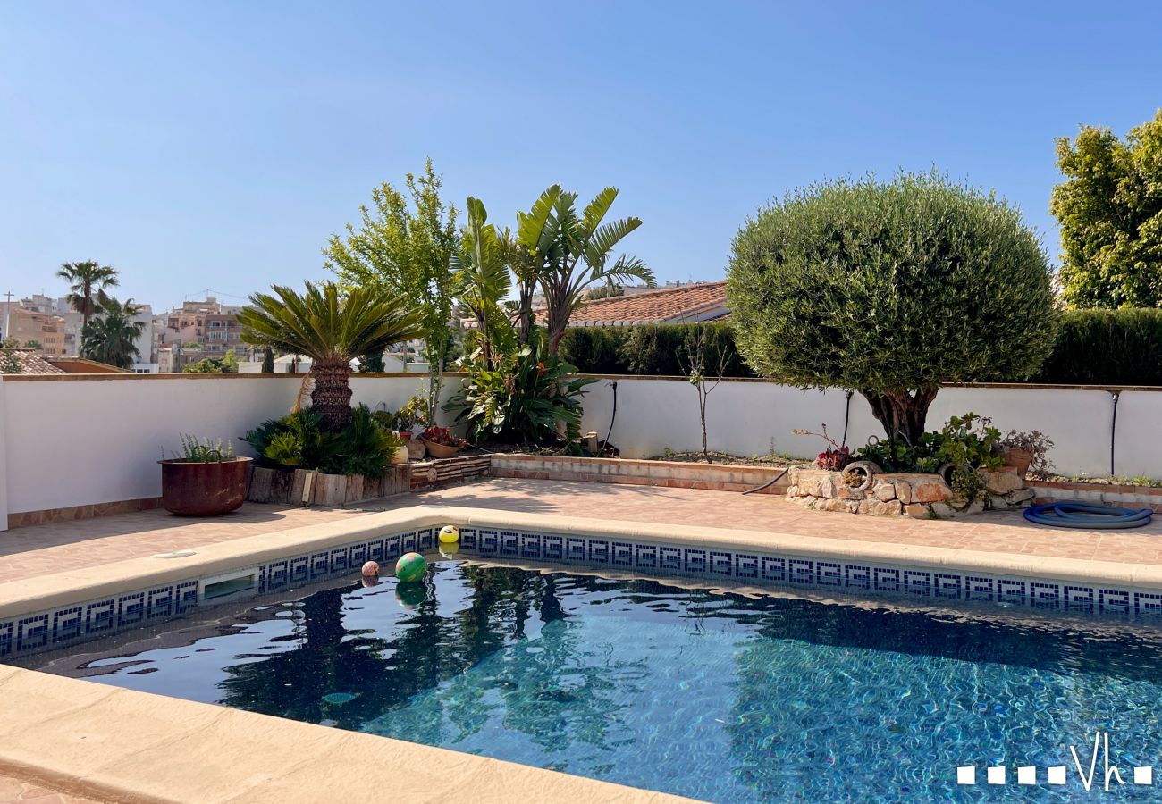 Villa in Calpe / Calp - Villa in Calpe with Private Pool for 6 - CASA MEDITERRÁNEA