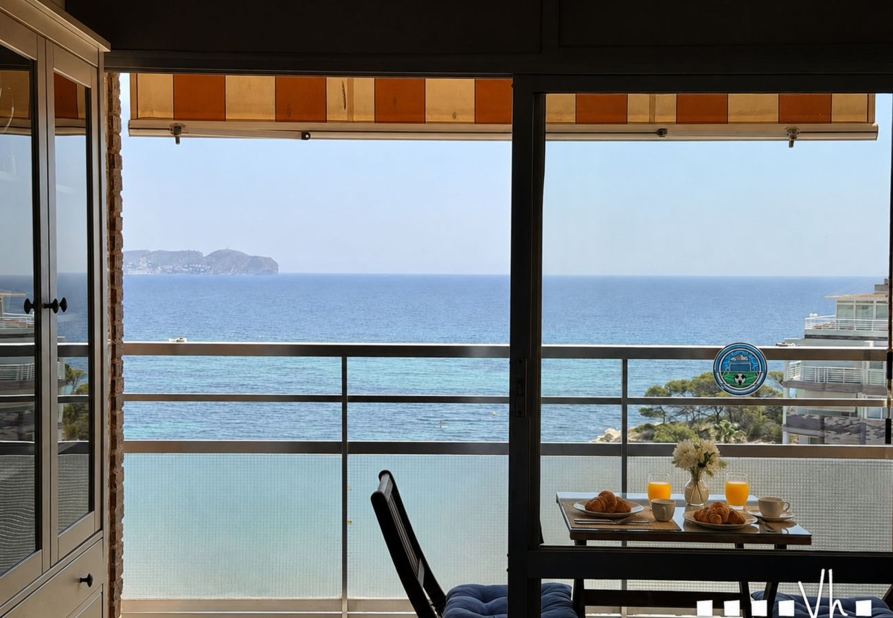 Apartment in Calpe / Calp - Apartment on the beachfront in Calpe with sea views and pool - CLAUDIA