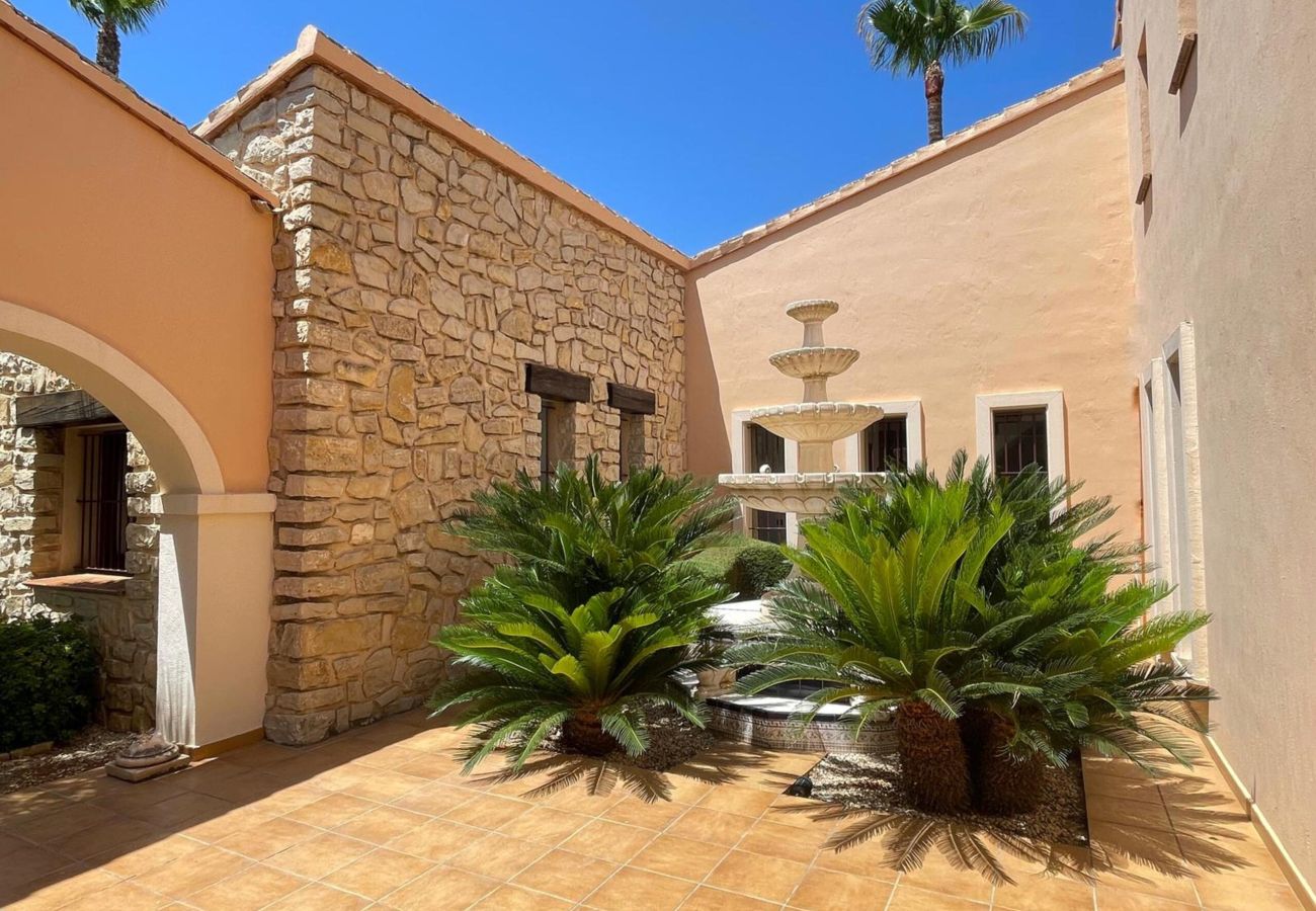 Villa à Benissa - COLISEO -  Spectaculaire villa rustique pour 8 personnes à Benissa 