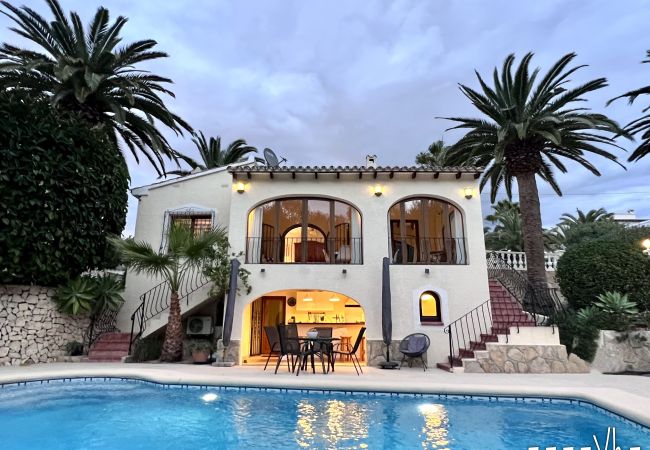 Villa à Benissa - FLORES- Charmante villa à Benissa avec piscine privée.