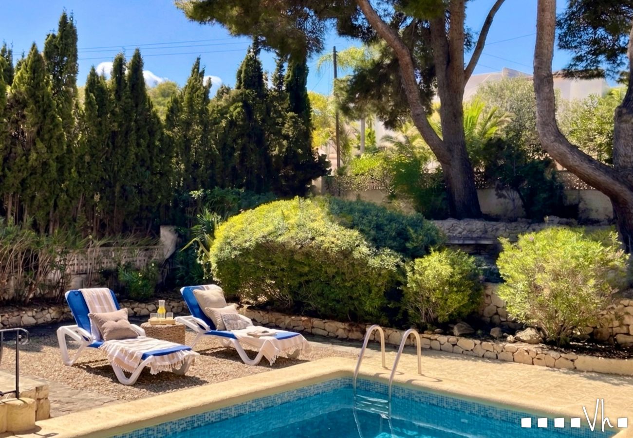 Villa à Moraira - Villa RODRIGANDA à Moraira – 3 chambres, piscine privée, à 700 m de la plage El Portet, climatisation et wifi