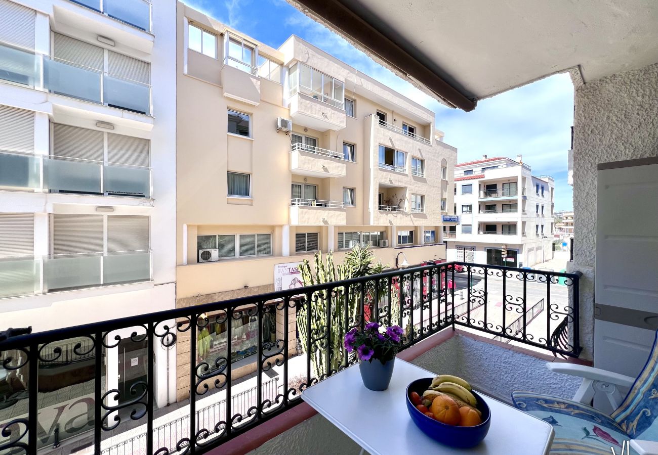 Appartement à Moraira - APARTAMENTO SUNLOFT - Appartement situé au centre de la ville, à seulement 200 m de la plage.
