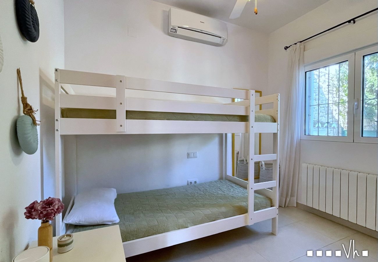 Villa à Benissa - Villa contemporaine de luxe à Benissa pour 8 personnes · Piscine privée, climatisation et vue panoramique  · Dream House