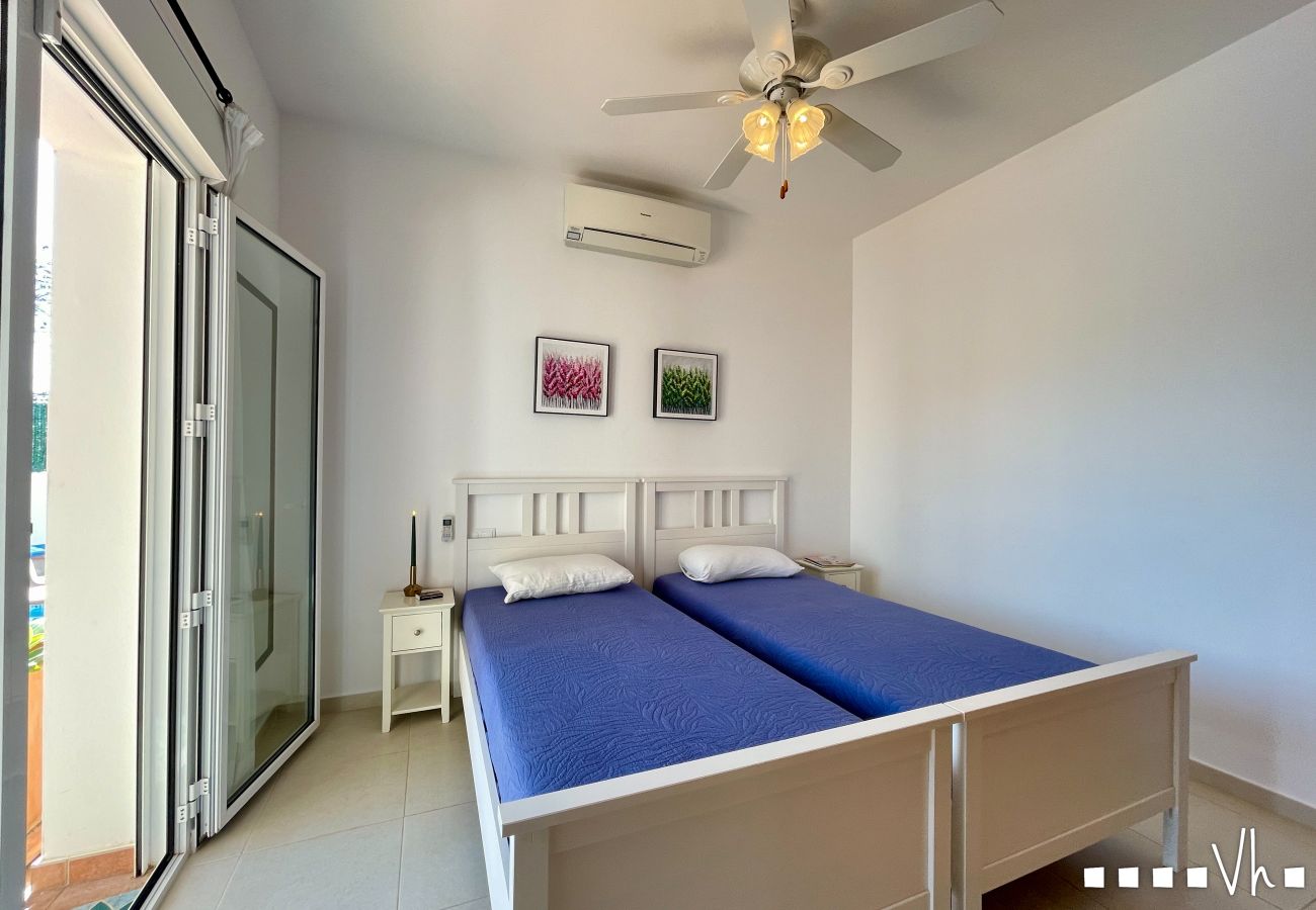 Villa à Benissa - Villa contemporaine de luxe à Benissa pour 8 personnes · Piscine privée, climatisation et vue panoramique  · Dream House