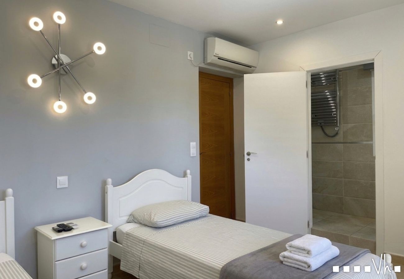 Villa à Moraira - Villa avec piscine privée pour 8 personnes – CASA SUSAN