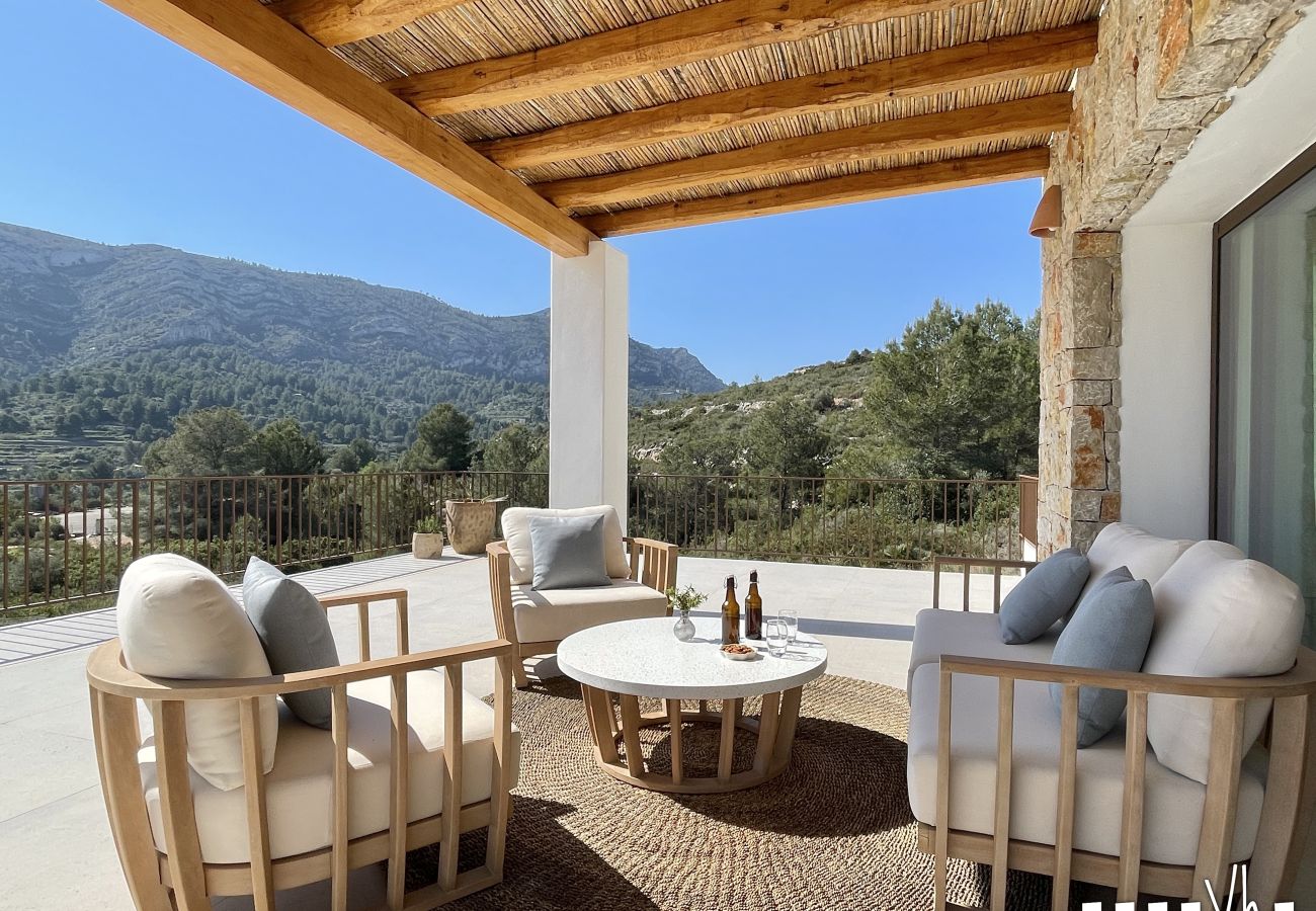 Villa à Pedreguer - Villa moderne pour 6 personnes avec piscine privée et vue sur la montagne - LA OKSANA