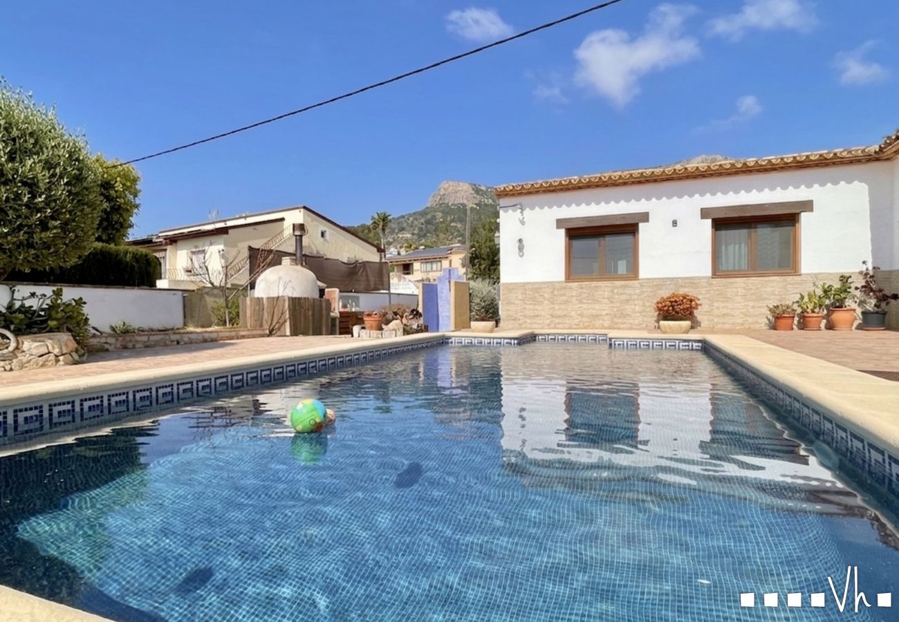 Villa à Calpe / Calp - Villa à Calpe avec Piscine Privée pour 6 - CASA MEDITERRÁNEA