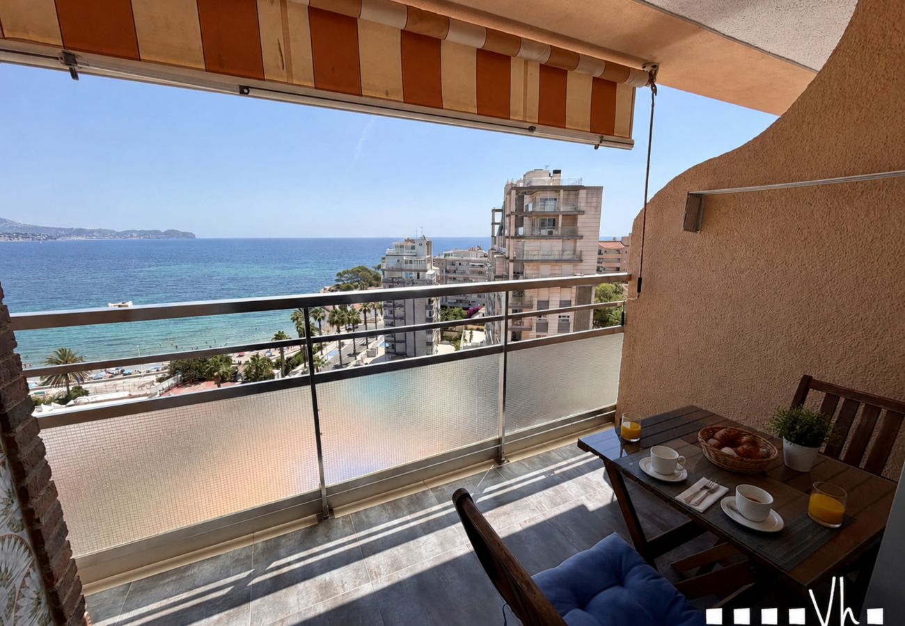 Appartement à Calpe / Calp - Appartement en première ligne à Calpe avec vue mer et piscine - CLAUDIA