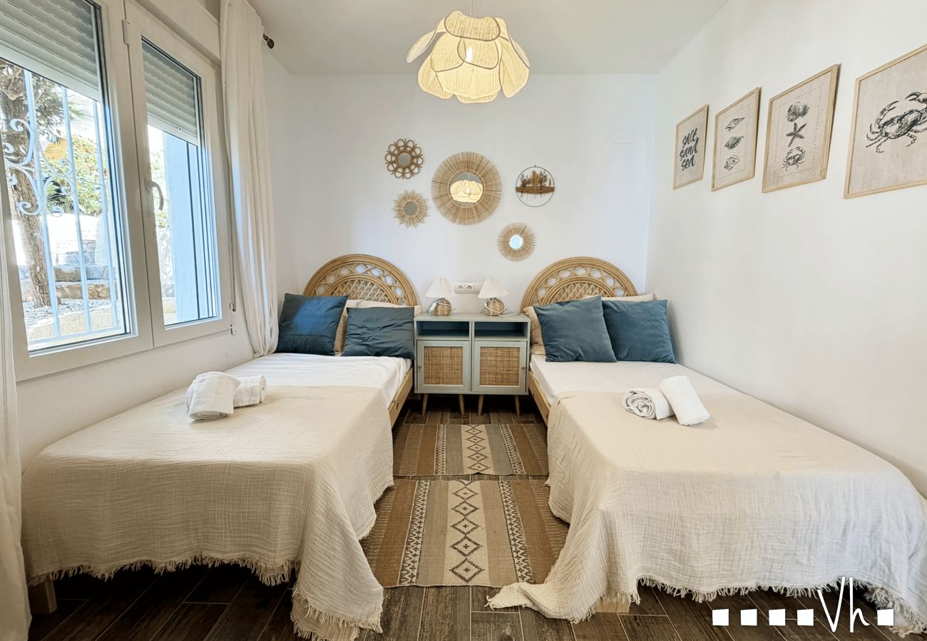 Appartement à Benitachell - OASIS - Appartement avec jacuzzi privé et vue sur la mer à Benitachell
