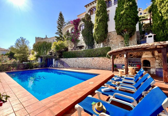 Villa in Benissa - AGUILA - Villa met prachtig zeezicht in Benissa, Costa Blanca, Spanje