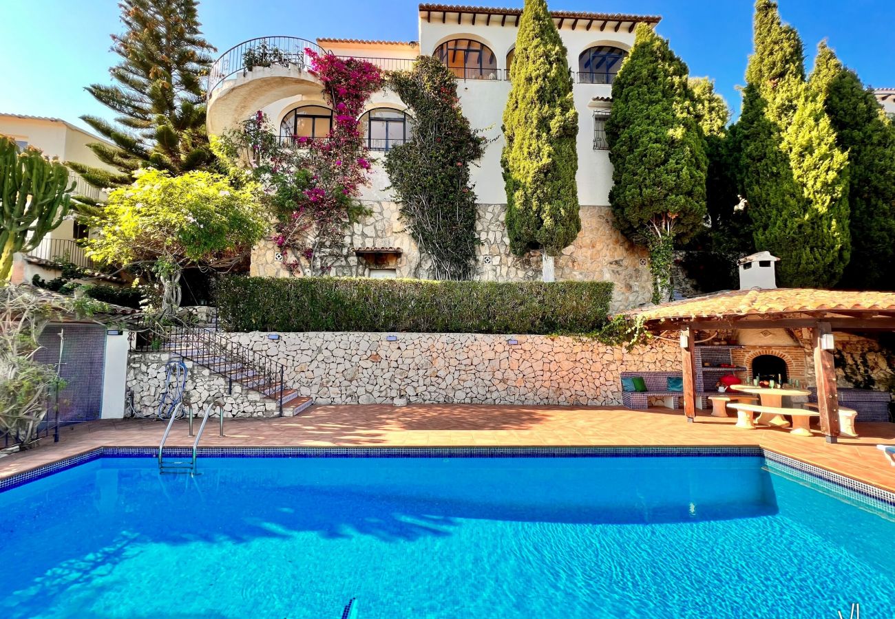 Villa in Benissa - AGUILA - Villa met prachtig zeezicht in Benissa, Costa Blanca, Spanje