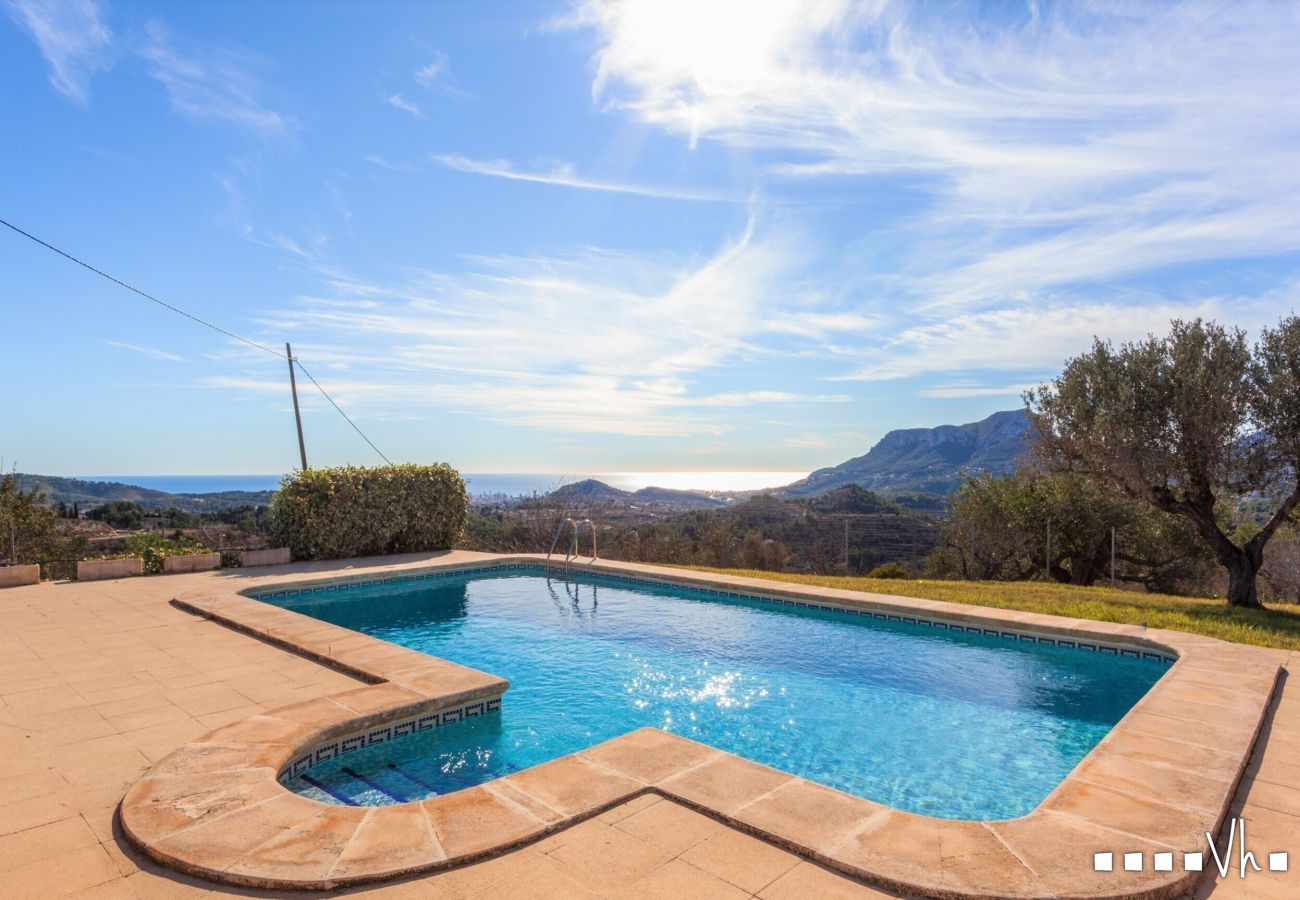 Villa in Benissa - CASA MAMET - Beautiful villa with capacity for 10 people with private pool and sea views in Benissa. 