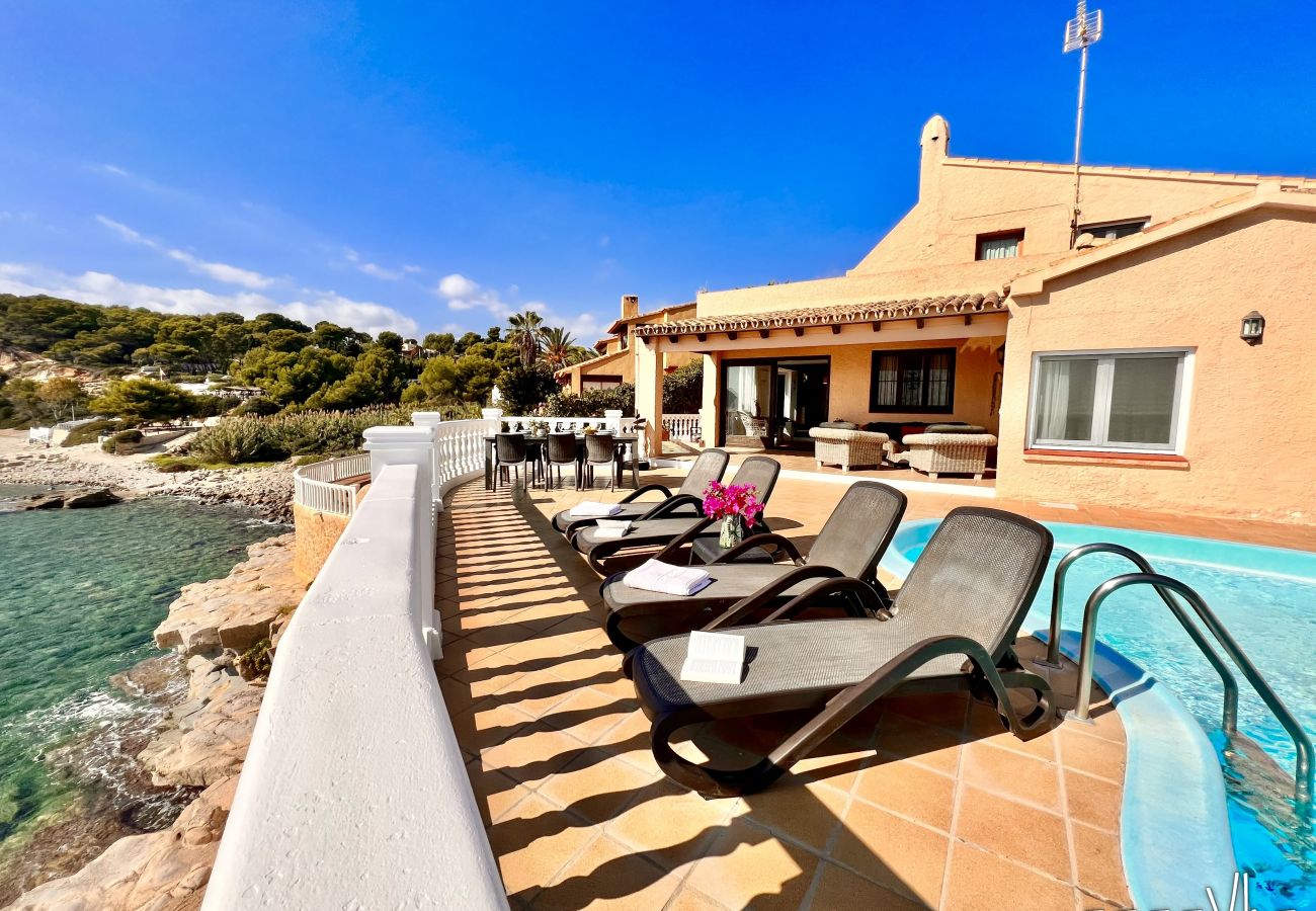 Villa in Benissa - MARINA BALADRAR - Villa in eerste lijn met directe toegang tot de Cala Baladrar, Benissa 