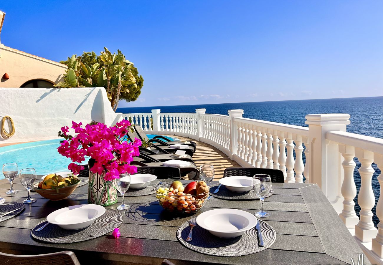 Villa in Benissa - MARINA BALADRAR - Villa in eerste lijn met directe toegang tot de Cala Baladrar, Benissa 