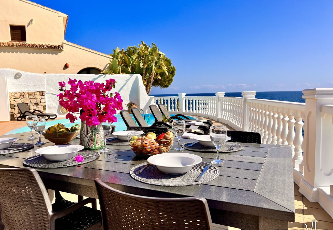 Villa in Benissa - MARINA BALADRAR - Villa in eerste lijn met directe toegang tot de Cala Baladrar, Benissa 