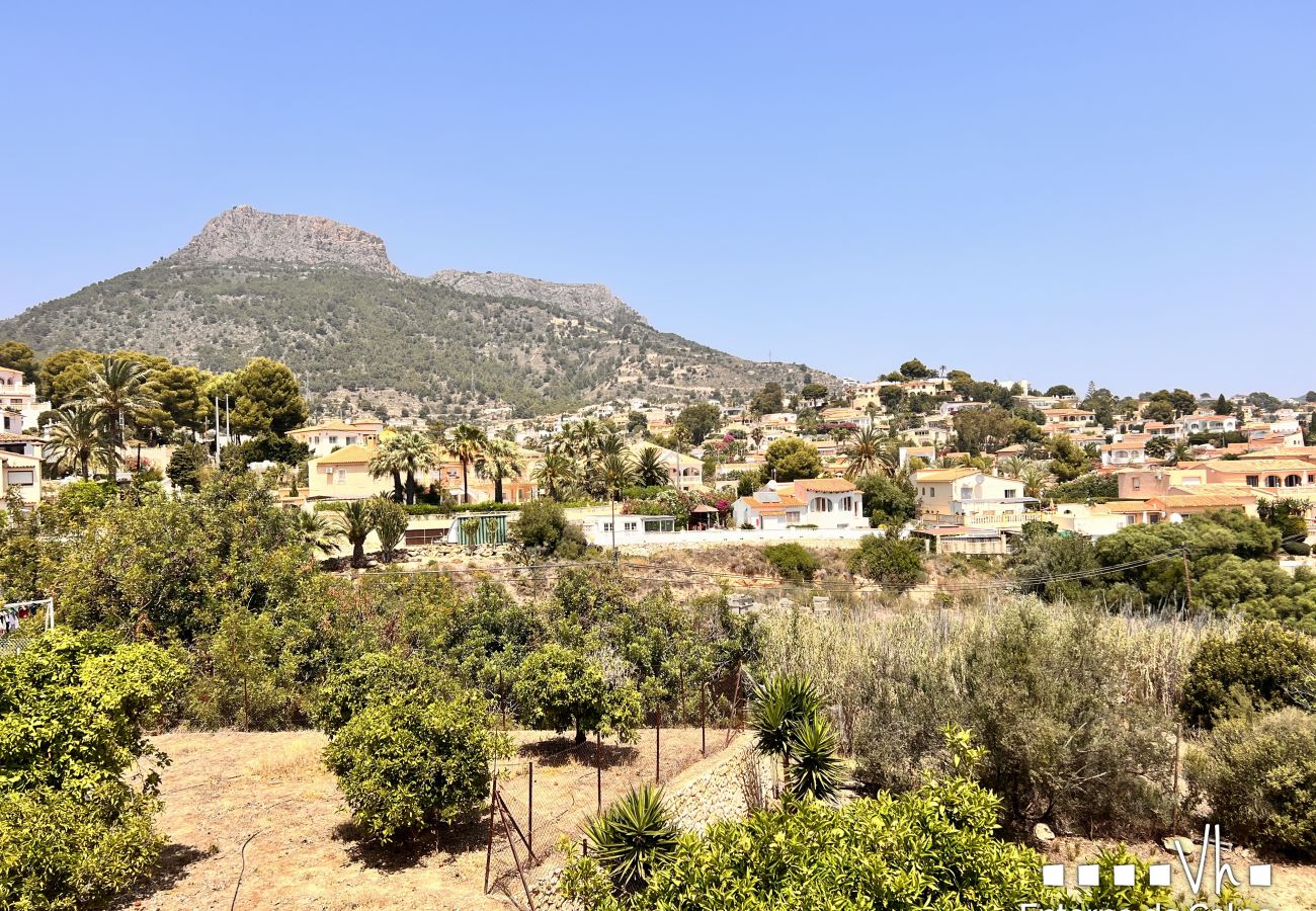 Herenhuis in Calpe - MARYVILLA – Semi-detached property in urbanization Montesol, Calpe, with sea views. 