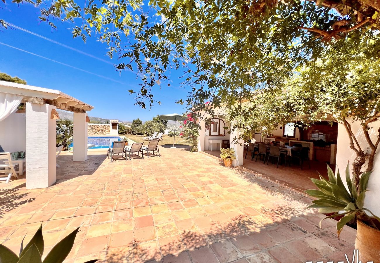 Villa in Benissa - MARIPOSA- Gezellig landhuis met zwembad en uitzicht op de bergen 