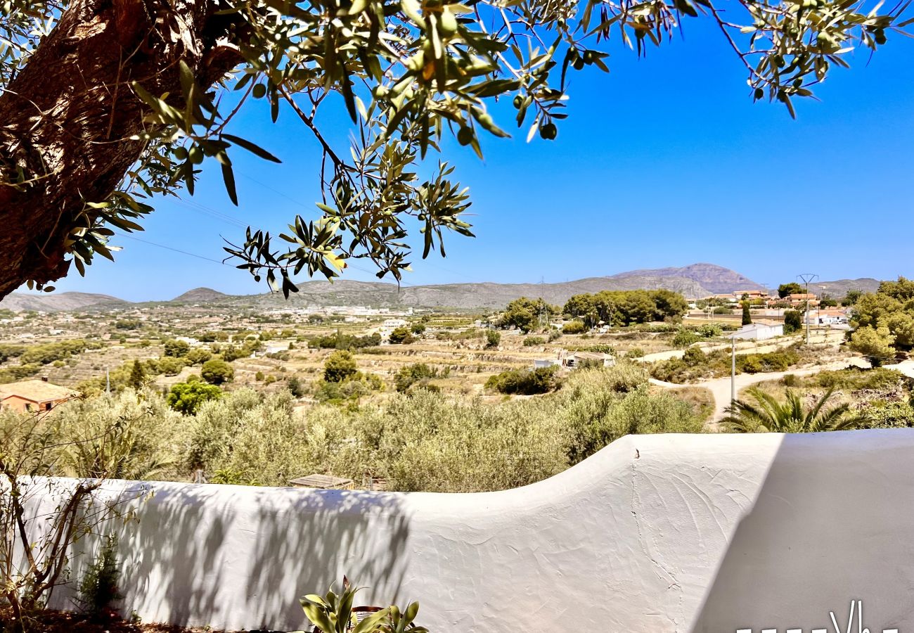 Villa in Benissa - MARIPOSA- Gezellig landhuis met zwembad en uitzicht op de bergen 