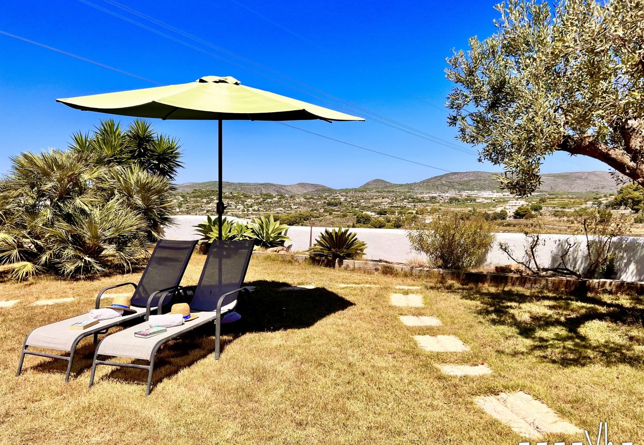 Villa in Benissa - MARIPOSA- Gezellig landhuis met zwembad en uitzicht op de bergen 