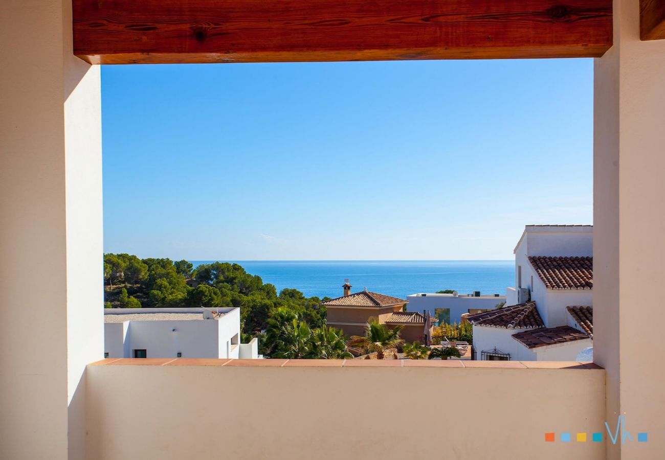 Villa in Benissa - PINETS - Mooie villa met zwembad en uitzicht op zee op slechts 700 meter van Cala Pinets in Benissa. 