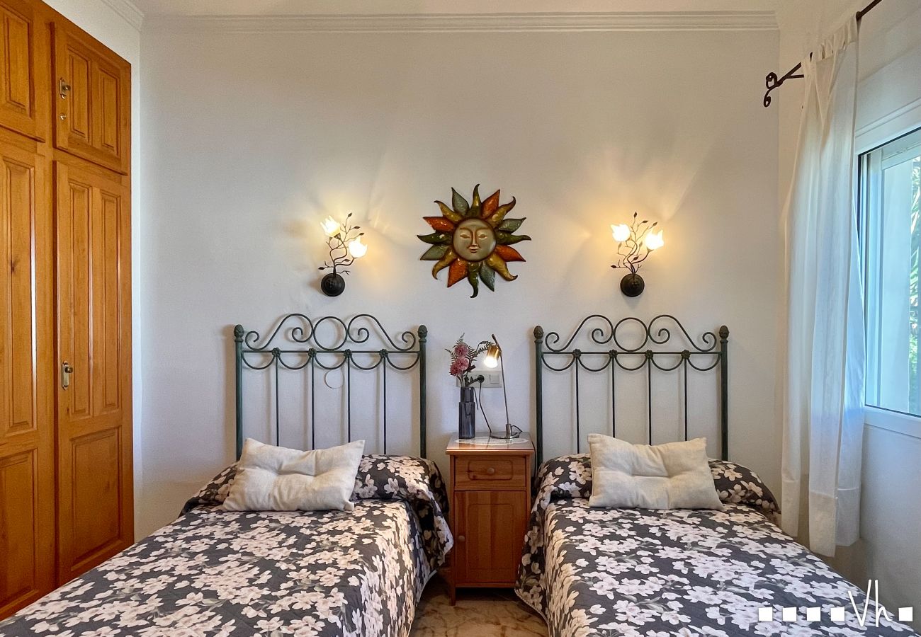 Villa in Benissa - CASA MORA- Charmante rustieke villa met privé zwembad