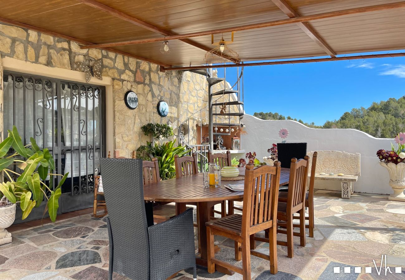 Villa in Benissa - CASA MORA- Charmante rustieke villa met privé zwembad