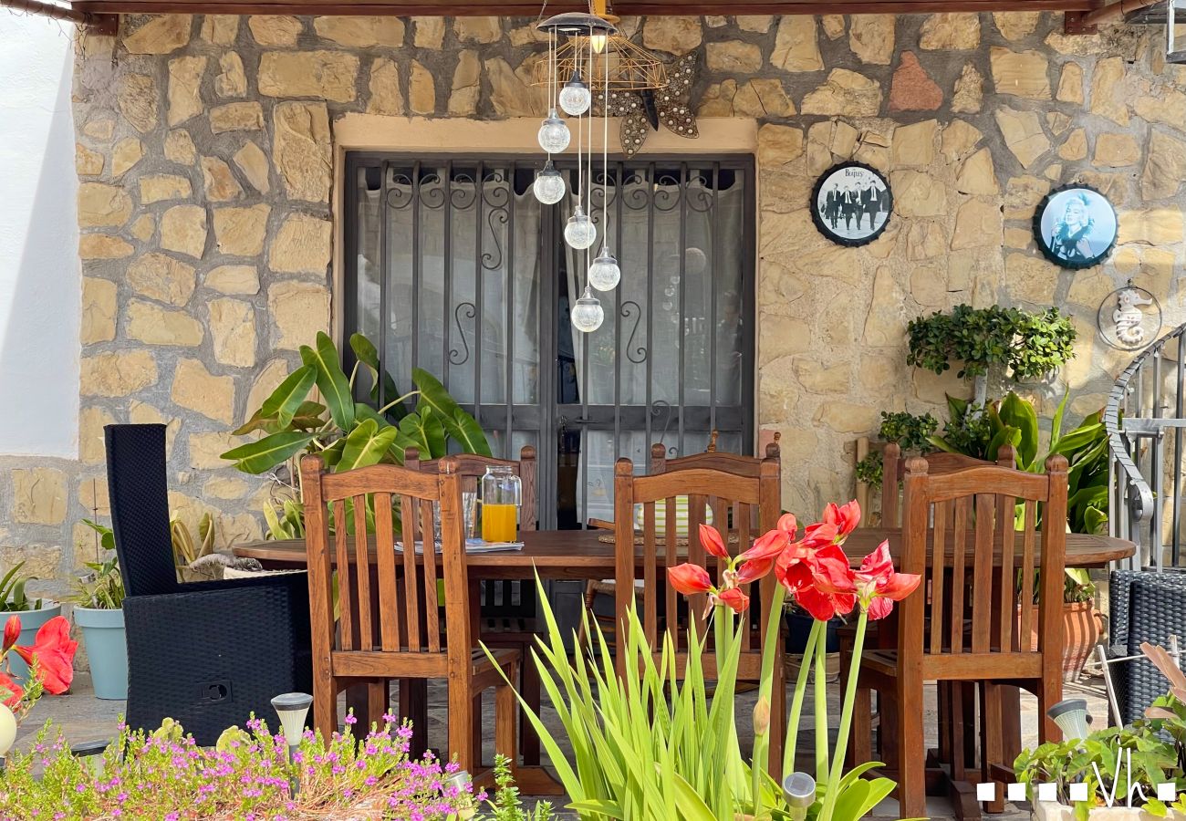 Villa in Benissa - CASA MORA- Charmante rustieke villa met privé zwembad