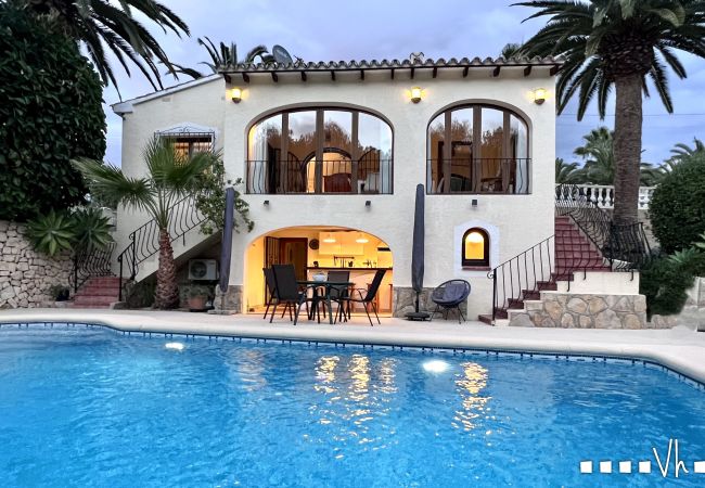 Villa in Benissa - FLORES- Charmante villa in Benissa met privézwembad.