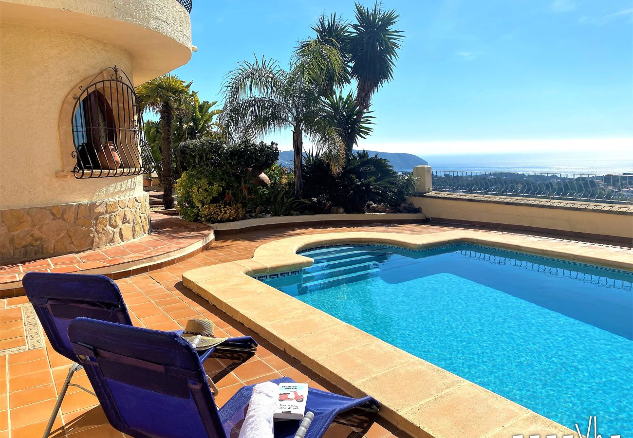 Villa in Moraira - BELLAMAR- Villa with marvellous sea views in Moraira